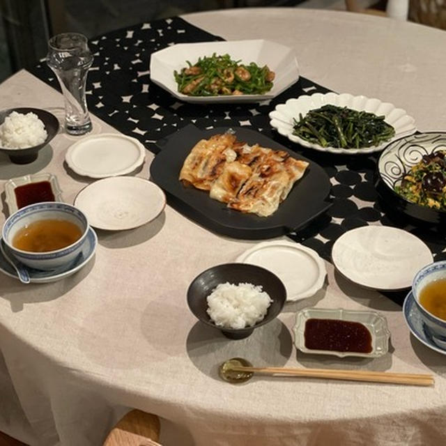 中華炒め三昧と棒餃子の夜ごはん