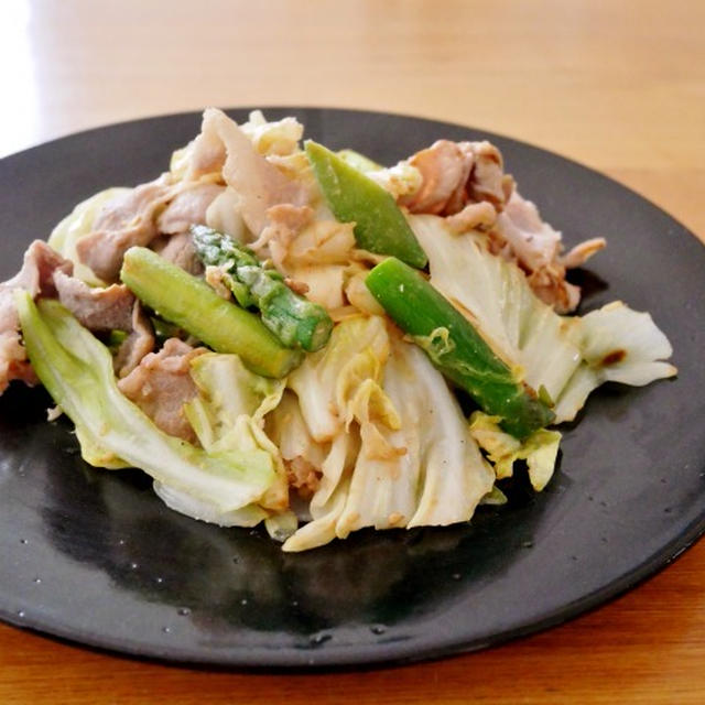 「福島県産スナップえんどうとアスパラガス」で春野菜と豚肉のごま味噌炒め