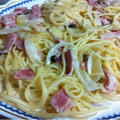 ベーコンとしめじのクリームパスタ
