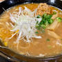 関越道上り　越後川口SAで辛味噌ラーメンとカツカレー大盛り