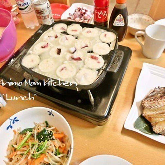 たこ焼きの素はいらない！！簡単とろ～りたこ焼き　と　『先輩とのパンランチ』。