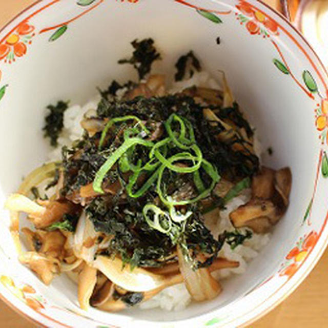 #500：玉ねぎとキノコ丼
