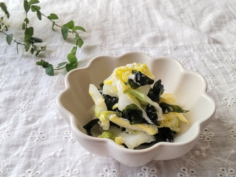 【腸から肌を整える】『白菜とわかめの柚子塩麹浅漬け』美肌レシピ