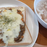 休日クッキングでスイーツ作り＾＾夫のピザトーストも定番化しております
