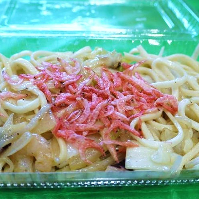 新潟ご当地グルメ「謙信公　義の塩　ホワイト焼きそば」(^-^*)(･･*)(^-^*)(･･*)新潟うまさぎっしり博partⅣ
