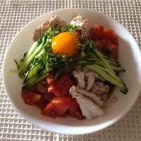 完熟トマトと冷凍卵のカレー風冷し中華。レシピつき。モニター参加中。