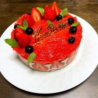 お誕生日ケーキ