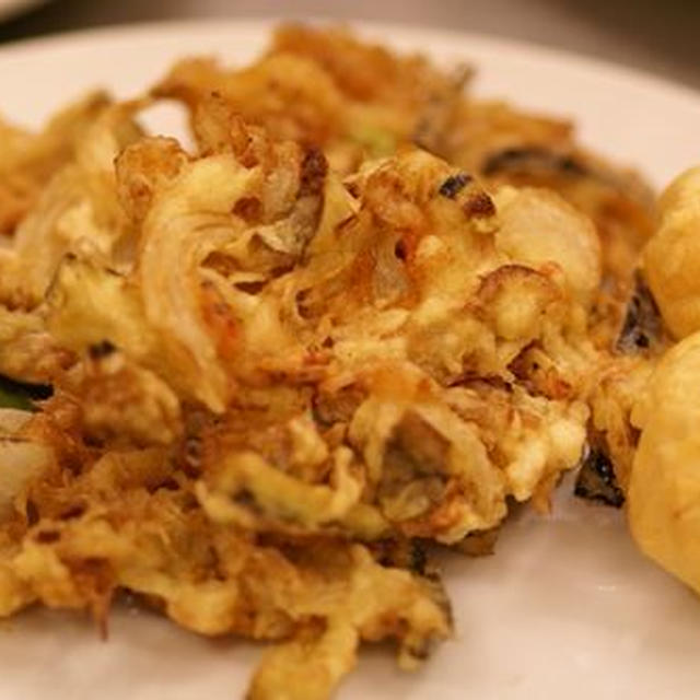 野菜と桜海老のかき揚げ（胡豆昆まかないレシピ）