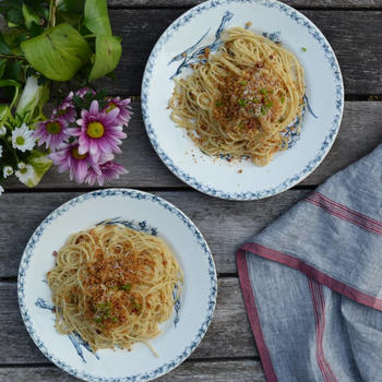 Spaghetti with Breadcrumbs パン粉のスパゲティ