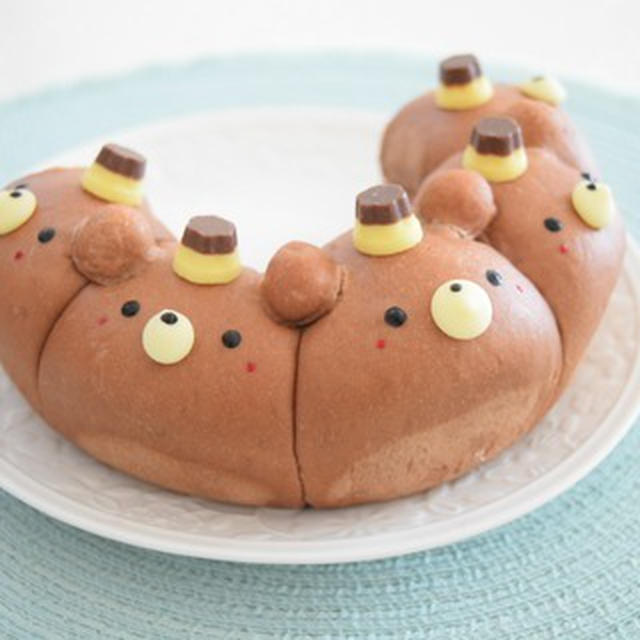 くまチョコちぎりパンのデコレーション アポロとプリンチョコ帽子 By ぷちみみんさん レシピブログ 料理ブログのレシピ満載
