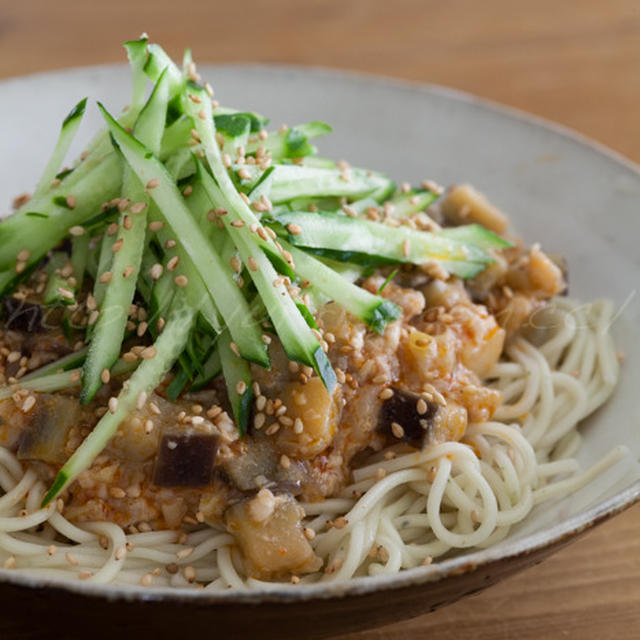 ジャージャー麺風きゅう麺ぼと、節約的料理