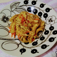 キャベツとペンネのバジル風味パスタ　ネジネジの可愛いパスタで♪