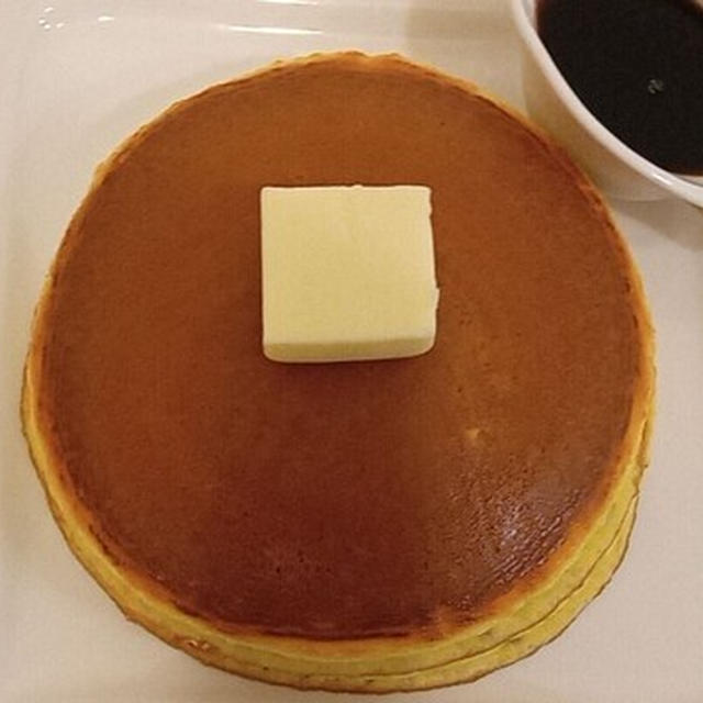 マチヤスでホットケーキ（曳舟）。