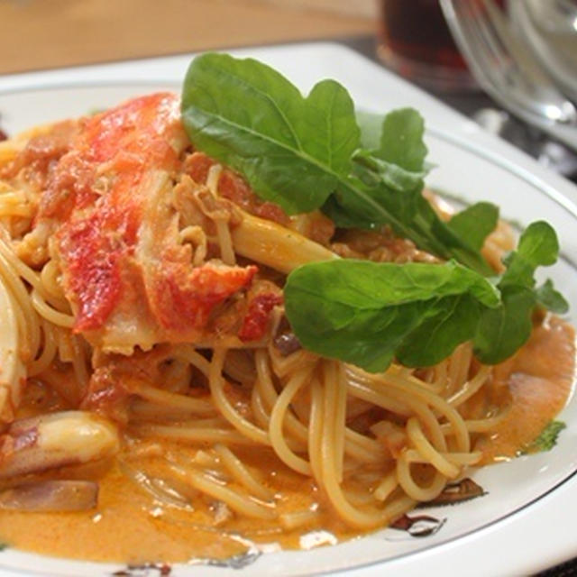 ■蟹とイカのトマトクリームパスタ