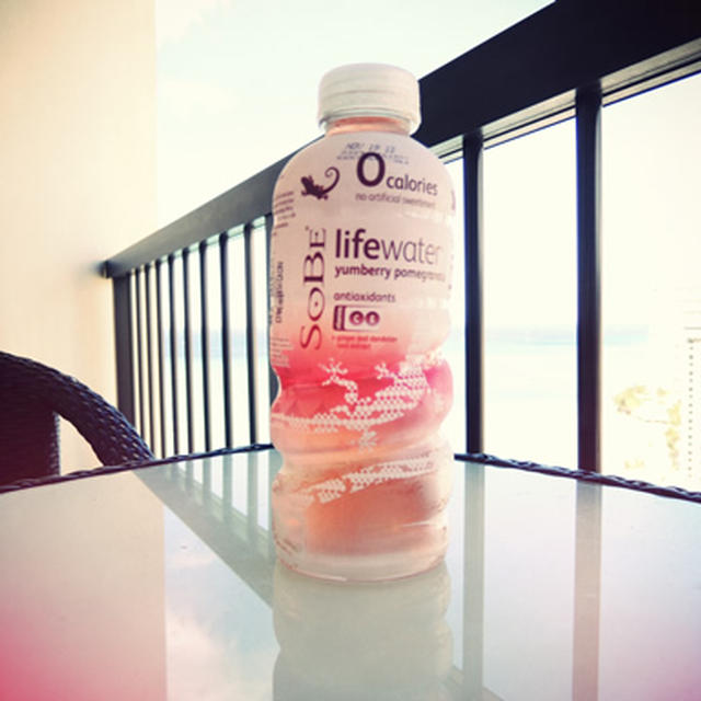 SoBe / 0 Calorie Life Water Yumberry Pomegranate