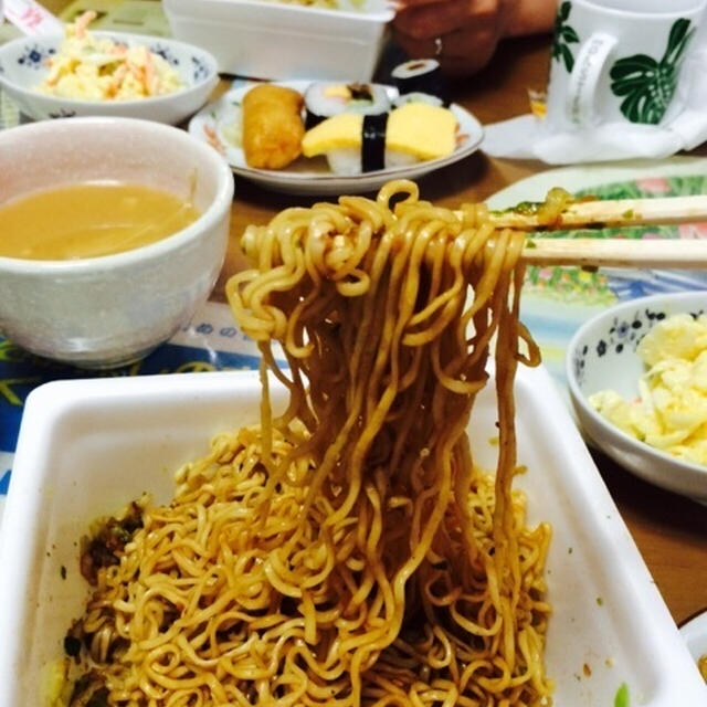 いつもの隠し味でミートソース♪