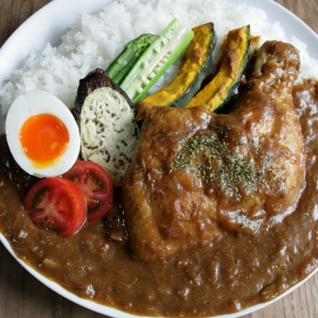 骨付き肉のチキンカレー