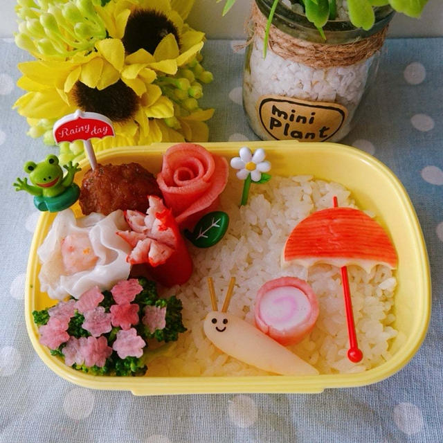 #平日お昼ご飯はお弁当or外食