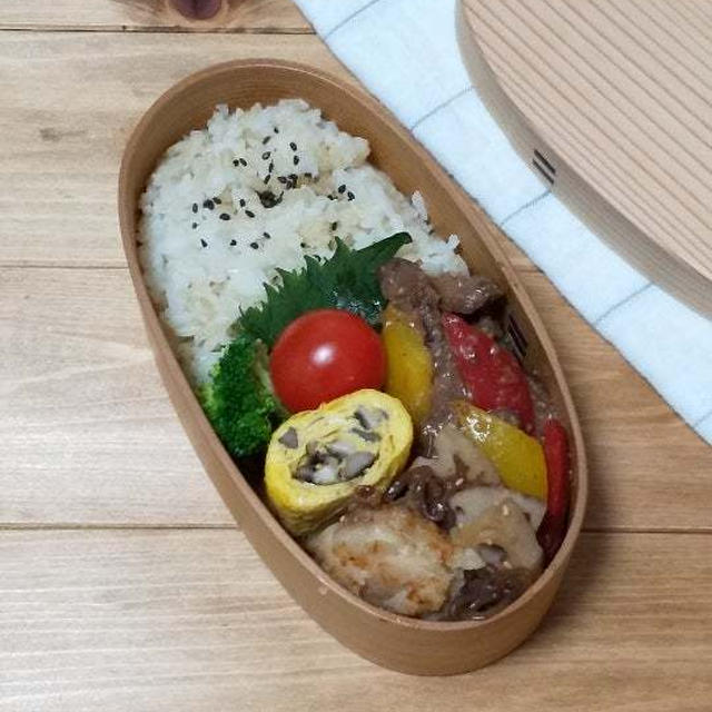 【#お弁当】牛肉とピーマンの黒こしょう炒め弁当♪