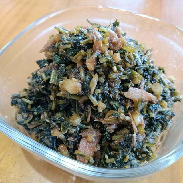 野菜がお高めなので手頃に買える大根の葉っぱで栄養満点ソフトふりかけ作りました＾＾