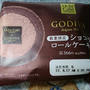今日のおやつ♪　LAWSON：3週間限定の濃厚な「Uchi Cafe SWEETS×GODIVAショコラロールケーキ」