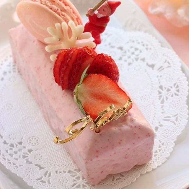 クリスマスの☆ガトー ウイークエンド フレーズ　～ イチゴのパウンドケーキ