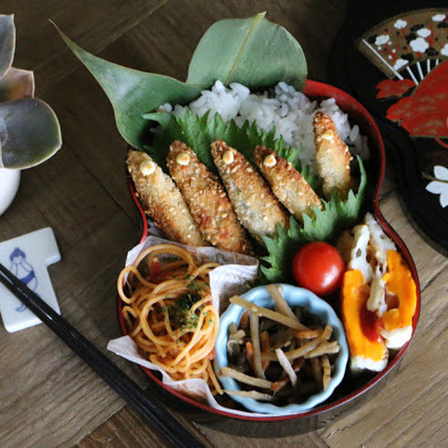 ししゃものゴマフライ弁当