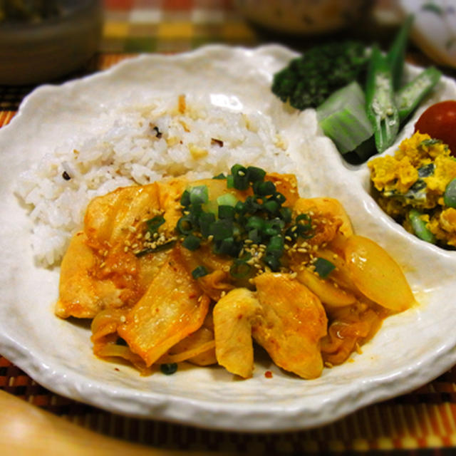 こくうま鶏キムチ♪ とろっマヨ~♪