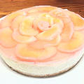 桃のヨーグルトムースケーキ。鰹と小鯵の刺身