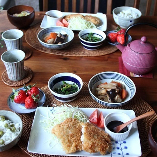 あじフライと筑前煮。豆ごはん。