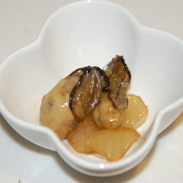 大根と牡蠣の佃煮風