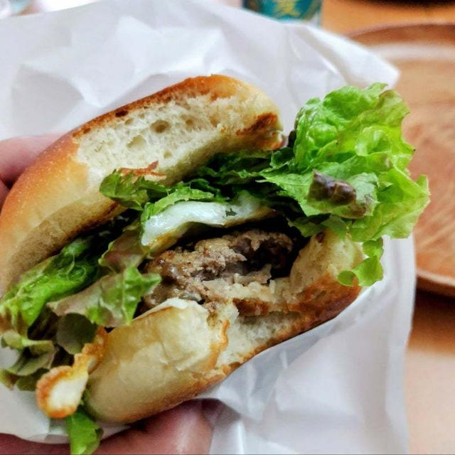 Wifeバーガーでランチ♬