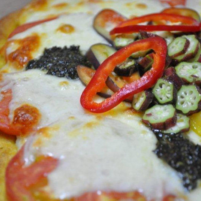 かぼちゃ生地の夏野菜たっぷりPIZZA