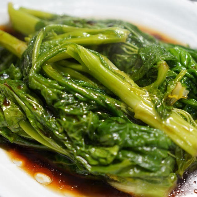 中華風醤油だれをかけただけの茹で菜の花