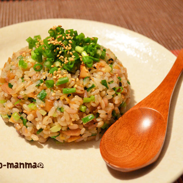 野菜もたっぷり♪ザーサイと鶏の炒飯