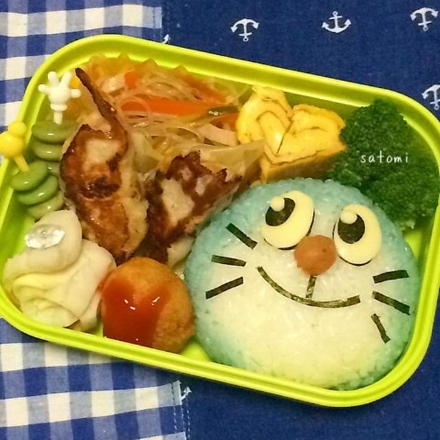 幼稚園弁当☆どこかが違う…ドラえもん　キャラ弁((≡ຶ●≡ຶ))