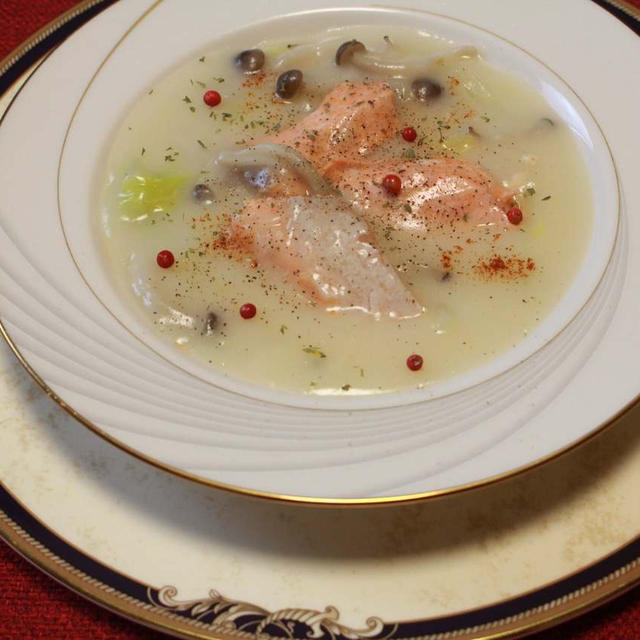 鮭と白菜のクリームシチュー