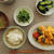 玉子とトマトの春キャベツの炒め物を。
