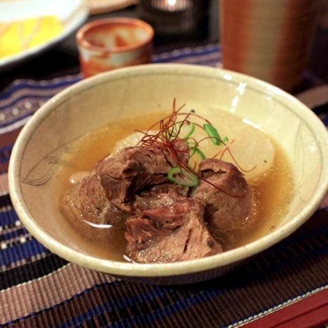 牛すね肉と大根のとろとろ煮込み