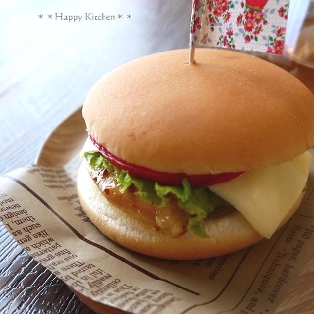 鶏むね肉の粒マスタード焼き（チキンバーガーにしてみました）