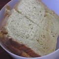 パン：大麦若葉のパン