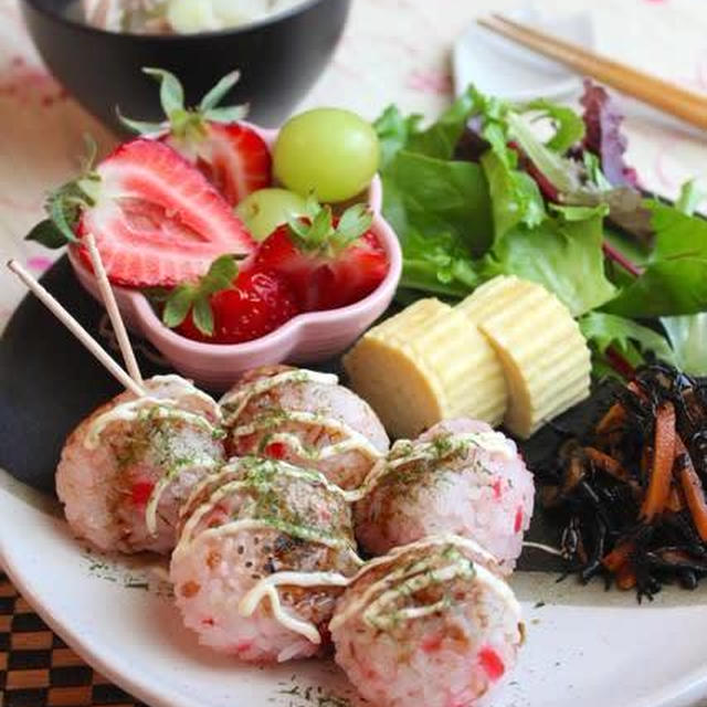揚げ玉でたこ焼き風焼きおにぎり