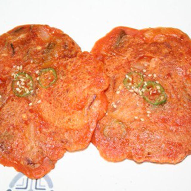 韓国の味！コチュジャントッ（고추장떡）　－－　真っ赤なチヂミ