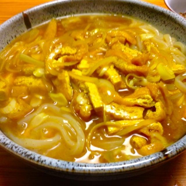 鰹昆布出汁のカレーうどん