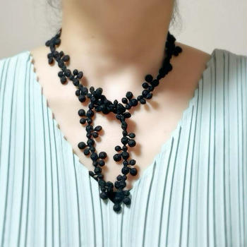 【刺繍ラリエット　L-Prati （エルプラティ）　ネックレス　ブレスレット】