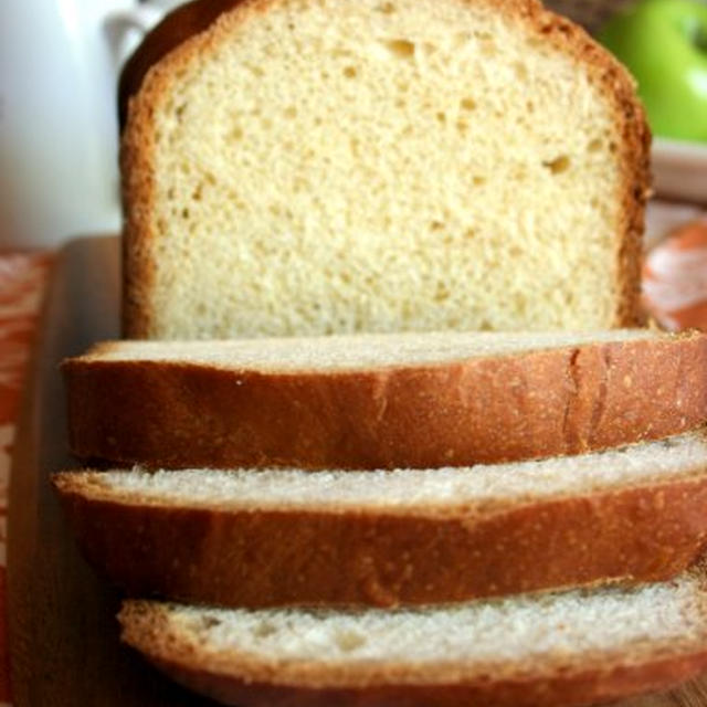 Homemade Breadホテル食パン（のはずなんだけど。。。）