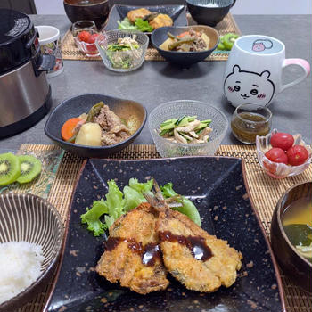 鰯のフライの献立。日本調剤オンラインでの買い物、トマトジュース。