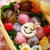 キャラ弁*仕掛けおにぎりのお花弁当★（作り方付き）