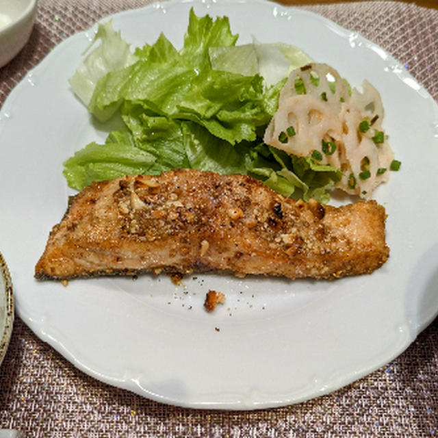 サーモンソテー