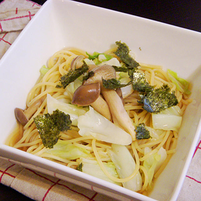 キャベツとしめじの和風スープスパゲティー